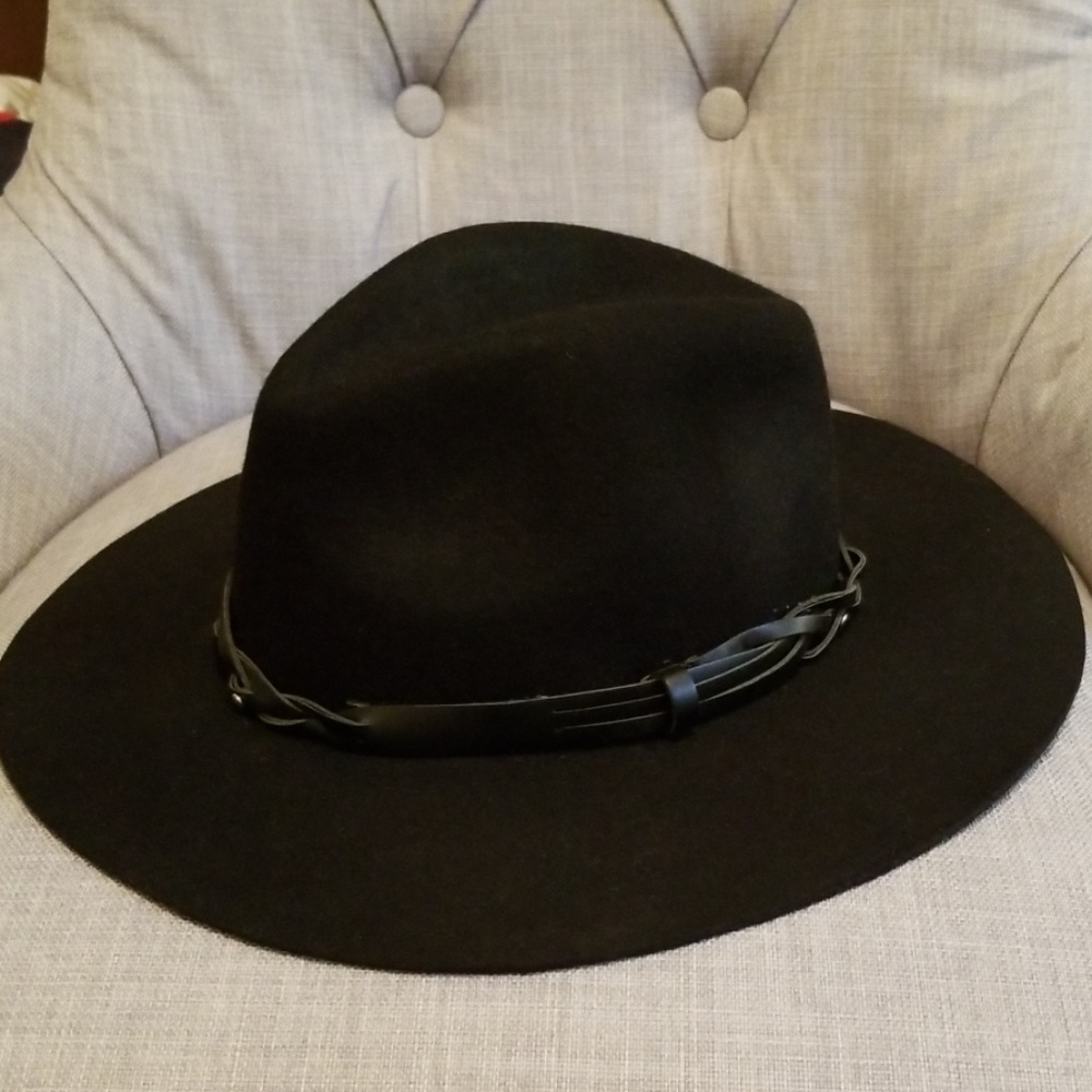 Black Wool Hat